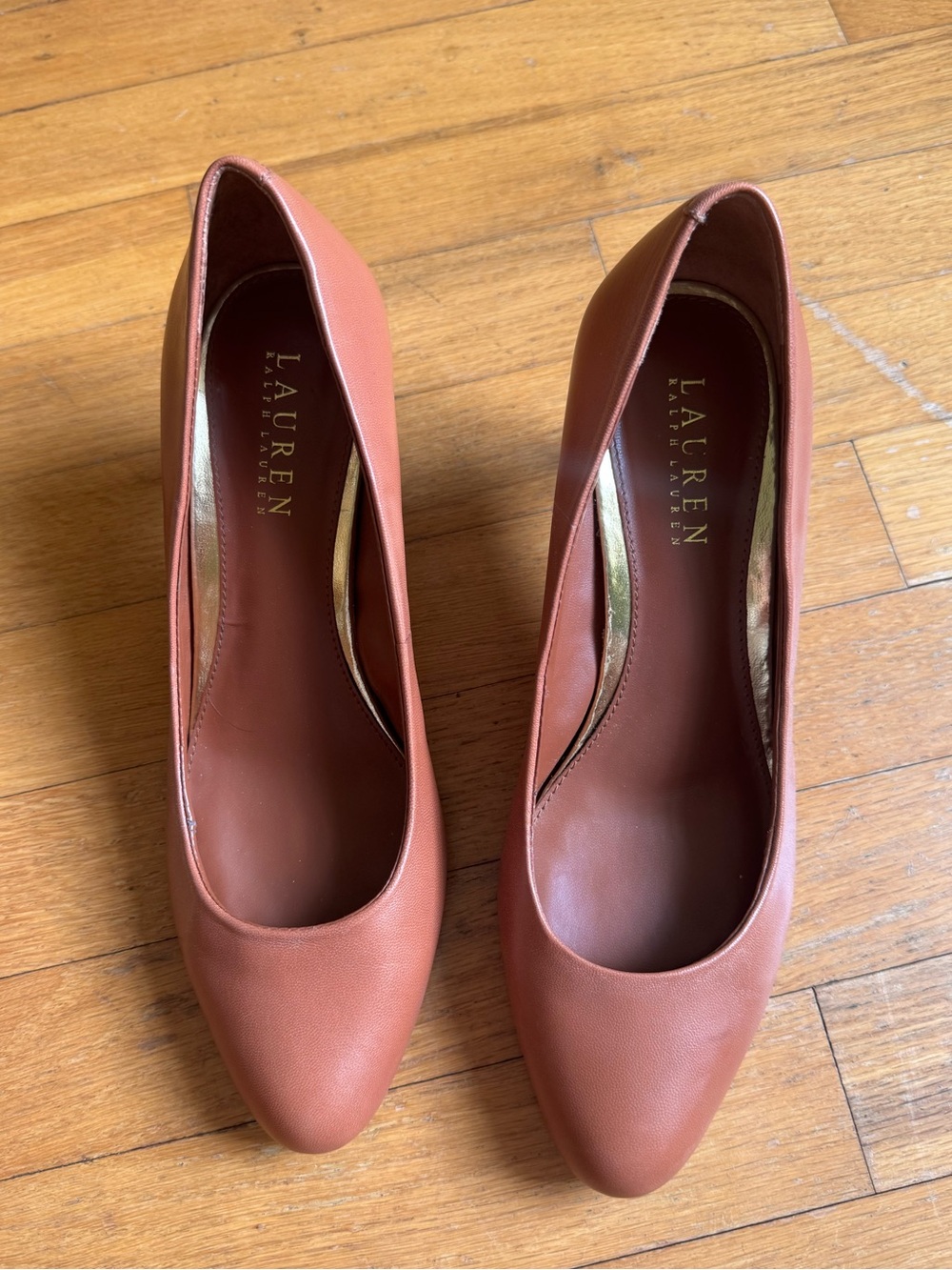 Lauren Ralph Lauren Women's Round-Toe Brown Leather Pumps